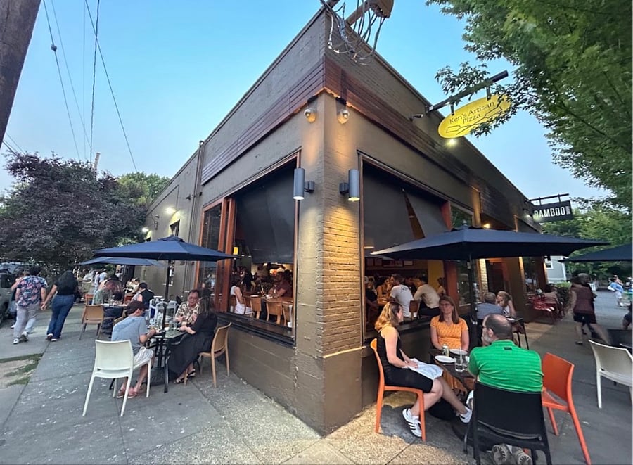 Kens Artisan Pizza on 28th