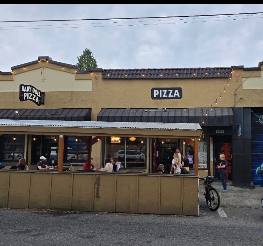 Baby Doll pizza. Stark Street.