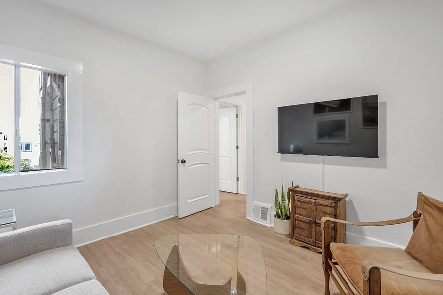 Furnished Finder property 1015657_1 photo 15