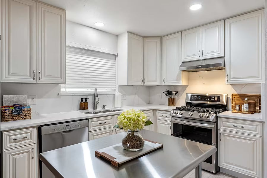 Furnished Finder property 1015661_1 photo 10