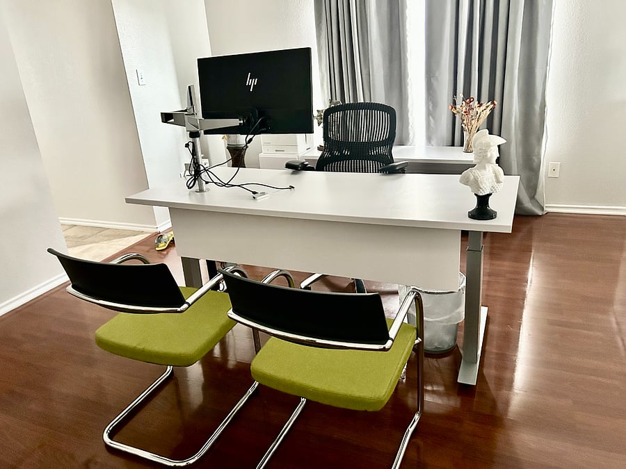 Work station with adjustable Electronic desk