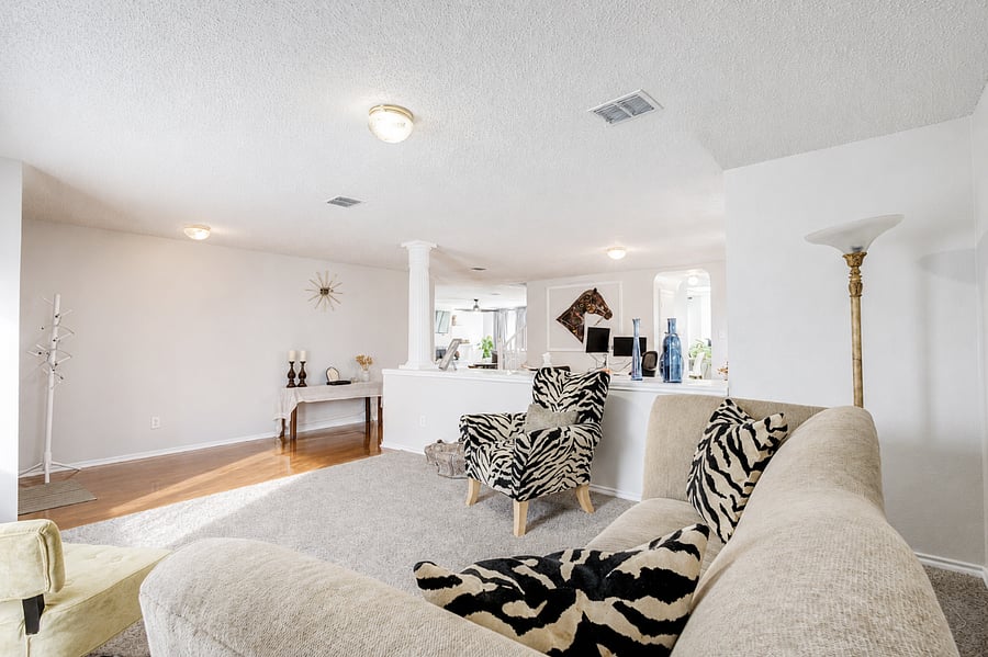 Formal living area