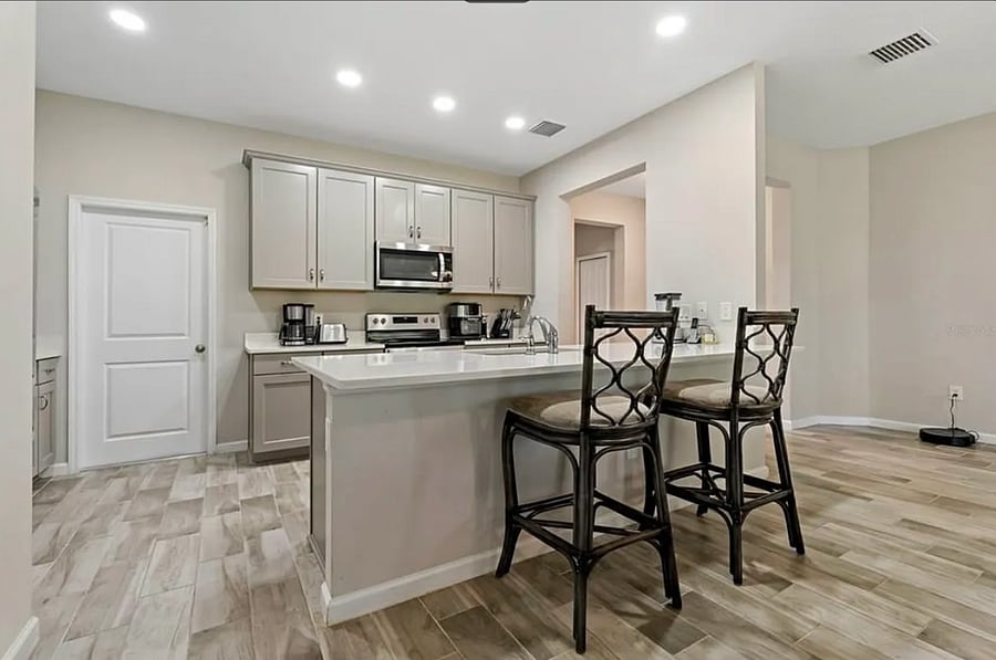 Furnished Finder property 1015675_1 photo 11