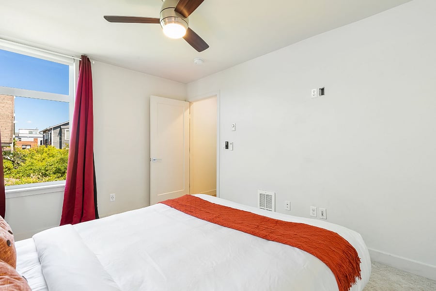 Furnished Finder property 1015680_1 photo 15