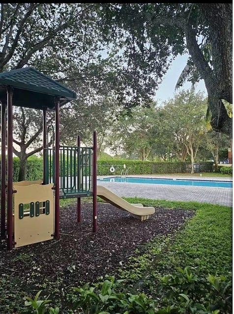 Furnished Finder property 1015726_1 photo 5