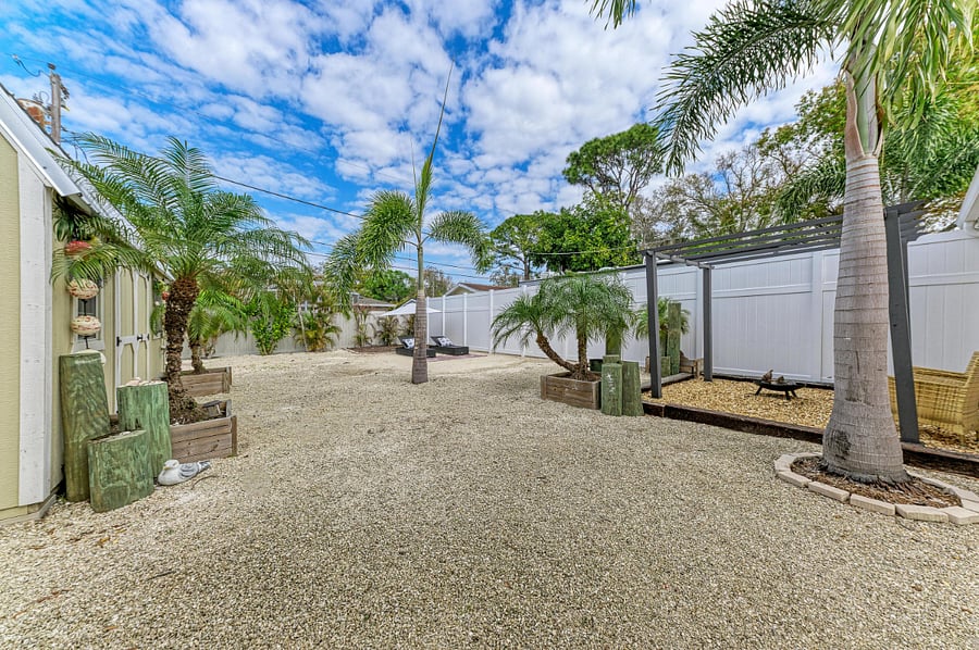 Furnished Finder property 1015728_1 photo 33