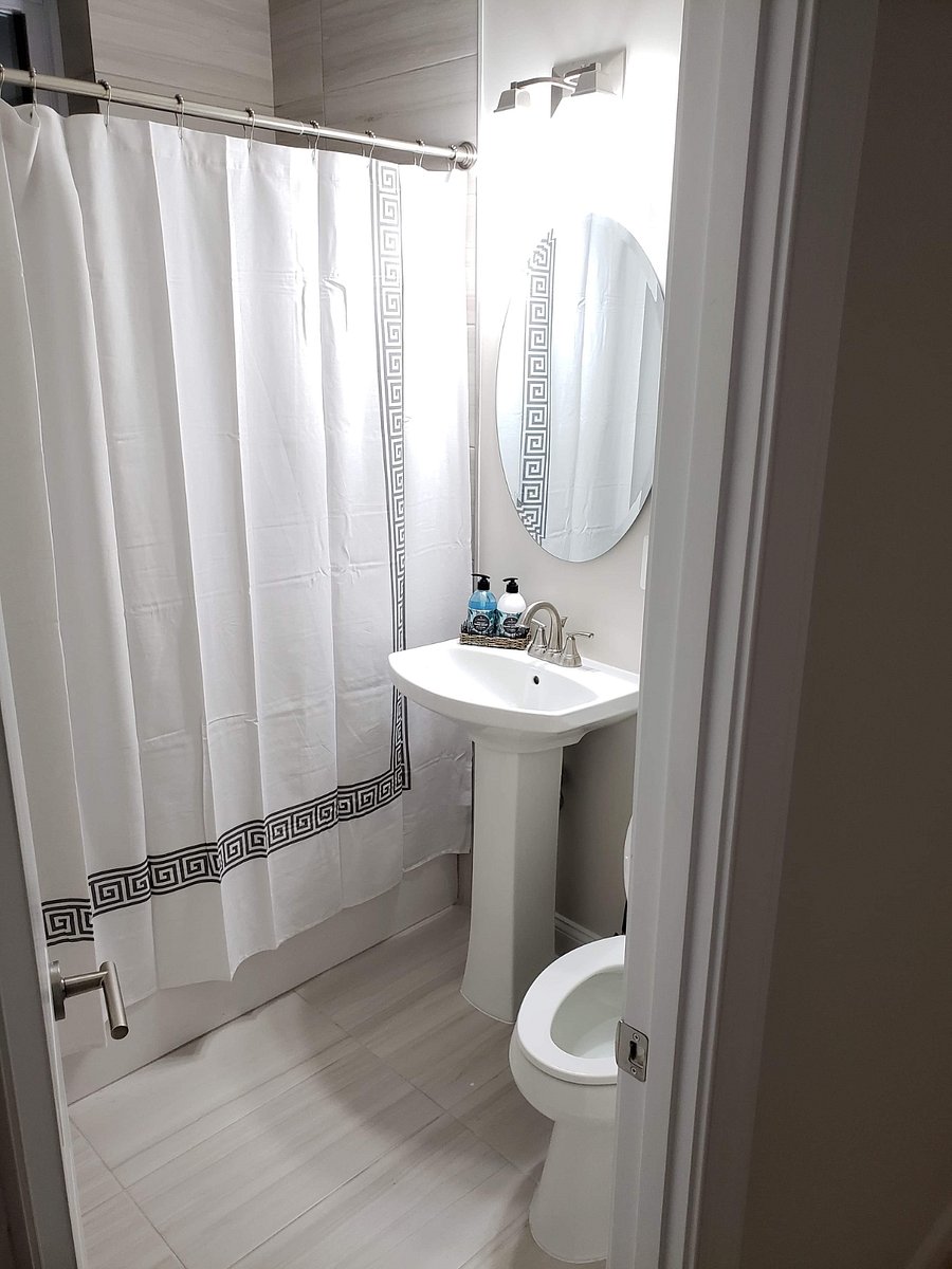 Furnished Finder property 1015752_1 photo 2