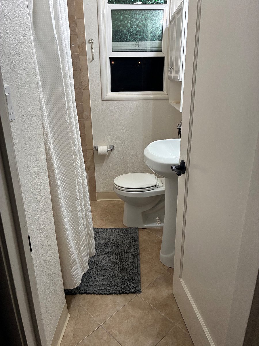 Furnished Finder property 1015763_1 photo 4