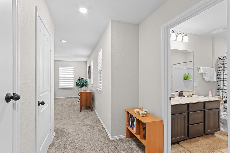 Furnished Finder property 1015765_1 photo 24