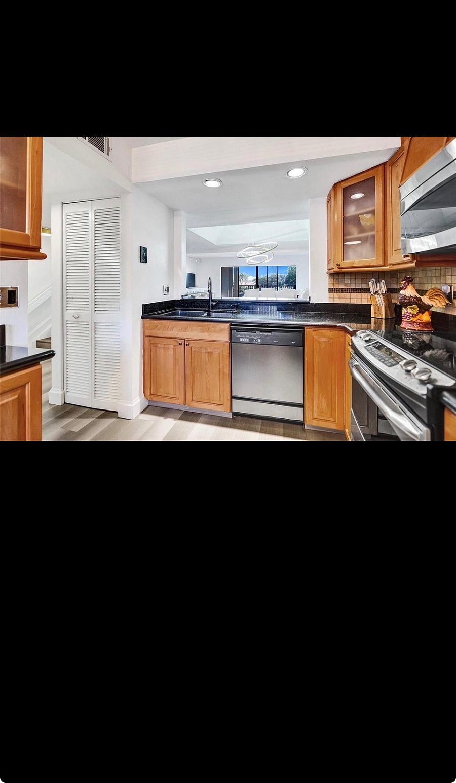 Furnished Finder property 1015832_1 photo 15