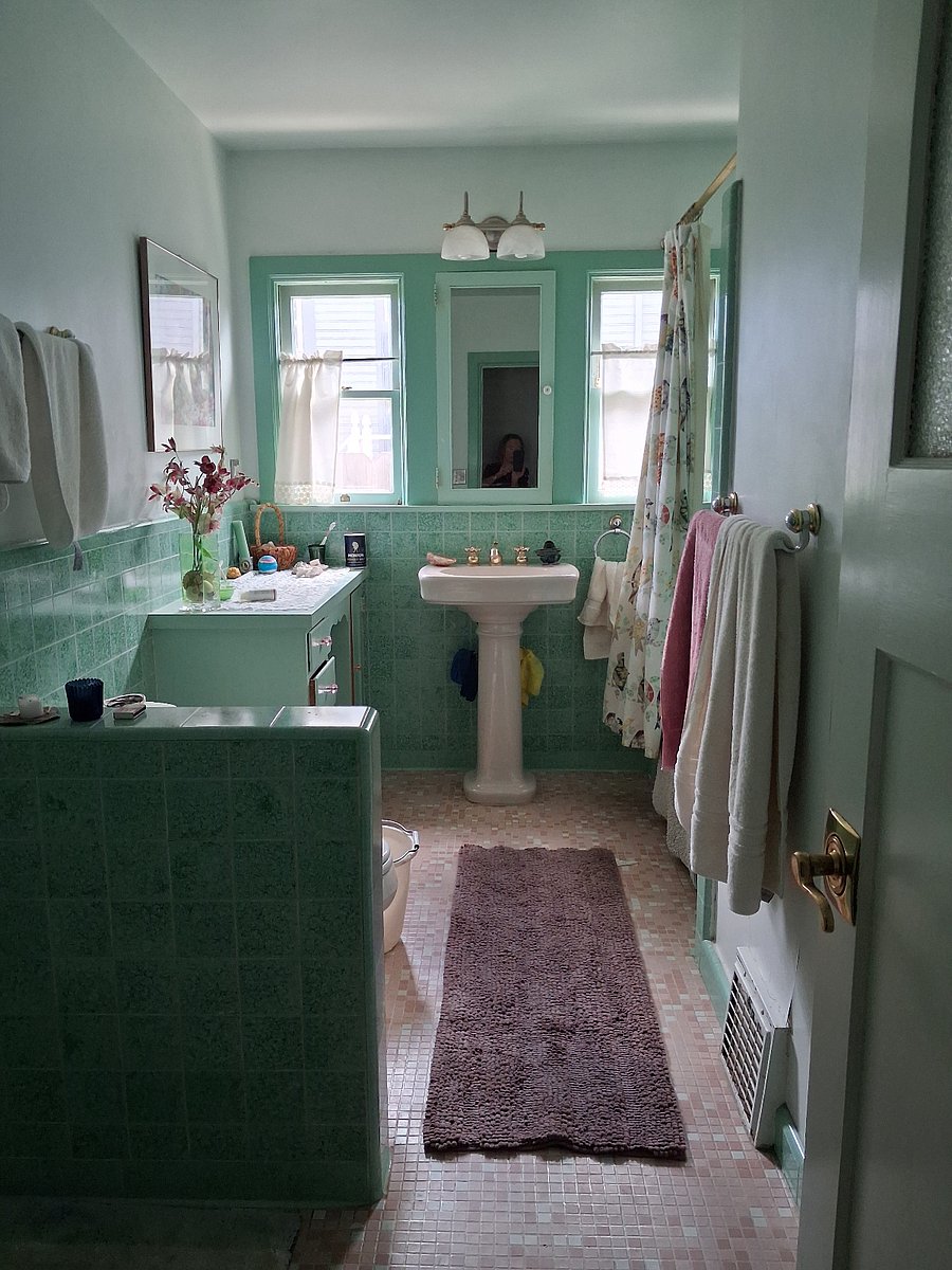 Furnished Finder property 1015856_1 photo 12