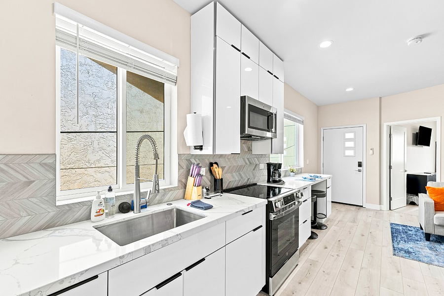 Furnished Finder property 1015857_1 photo 20