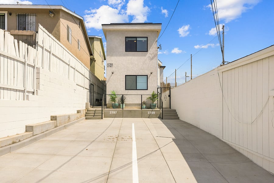 Furnished Finder property 1015858_1 photo 22