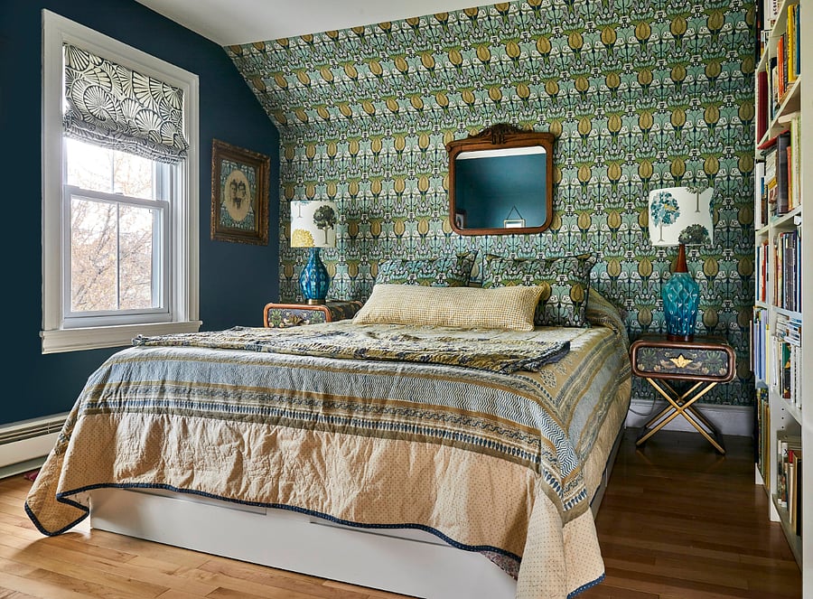 2nd BR w Queen bed