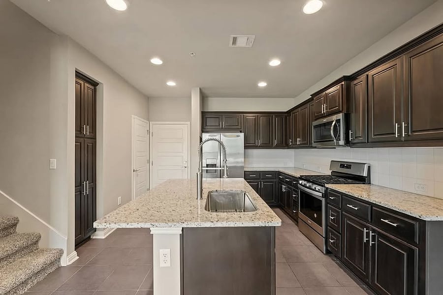 Furnished Finder property 1015869_1 photo 10