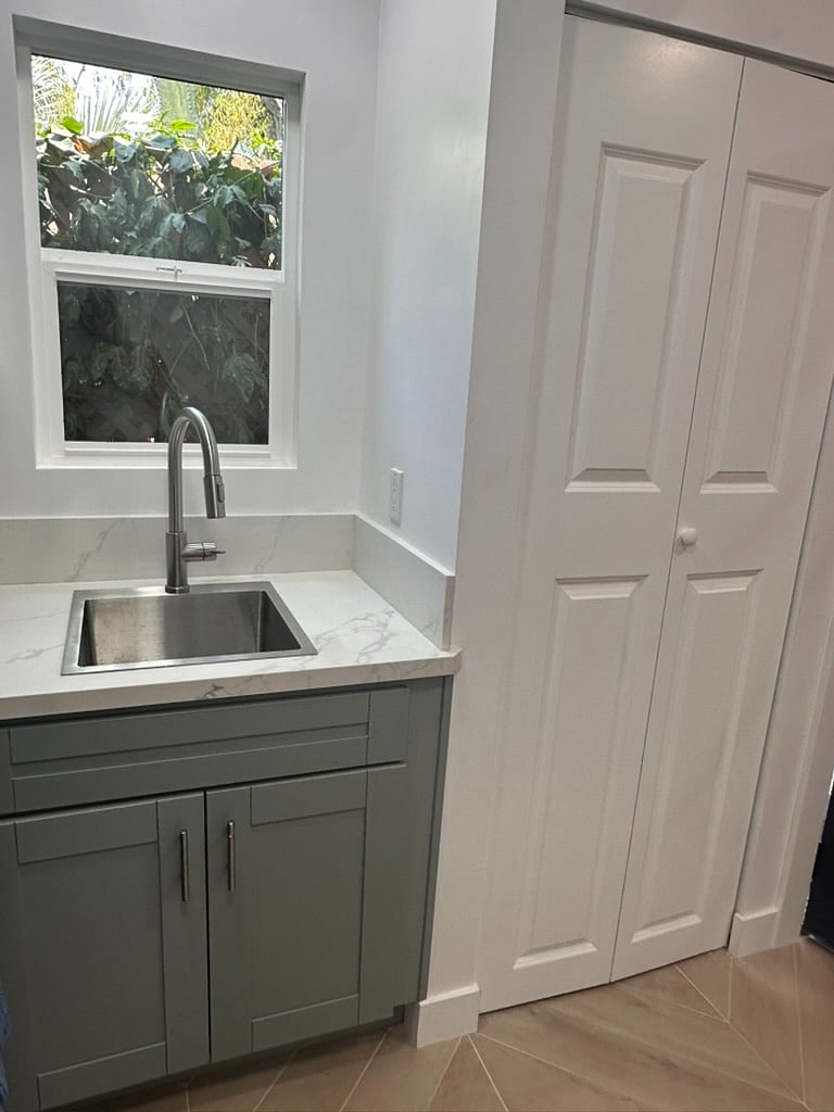 Furnished Finder property 1015870_1 photo 5