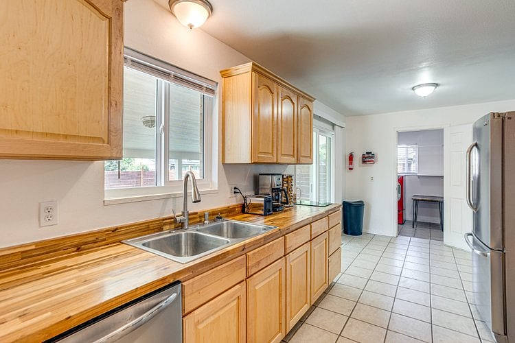 Furnished Finder property 1015871_1 photo 14