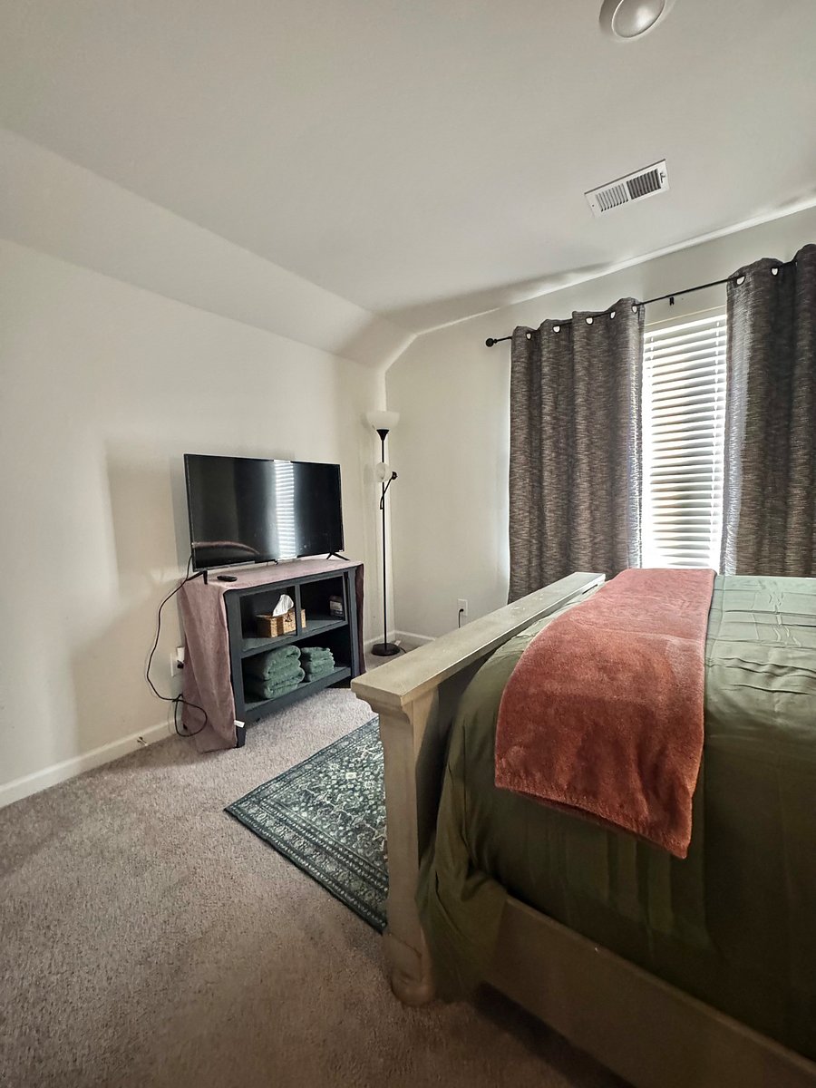 Furnished Finder property 1015883_1 photo 4