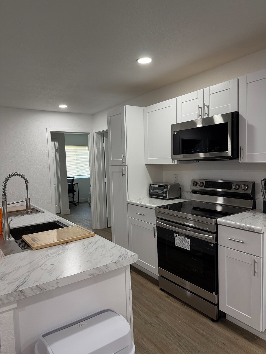Furnished Finder property 1015884_1 photo 3
