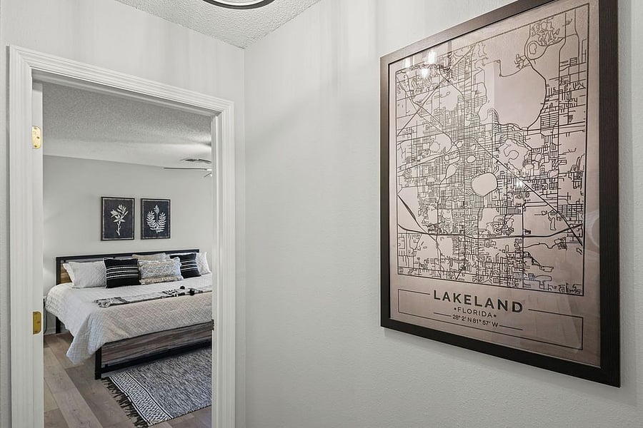 Hall Entrance to Bedroom 1