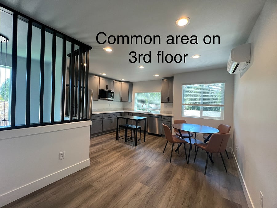 Furnished Finder property 1015907_1 photo 5