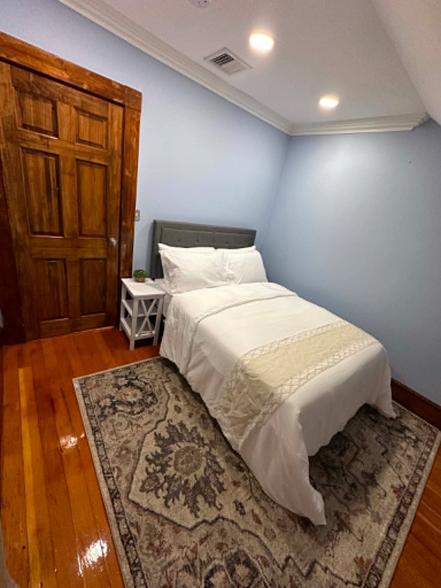 Furnished Finder property 1015910_1 photo 21