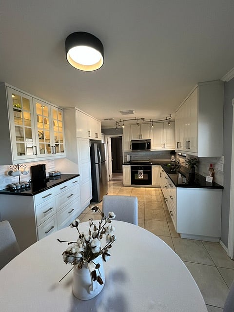 Furnished Finder property 1015916_1 photo 4