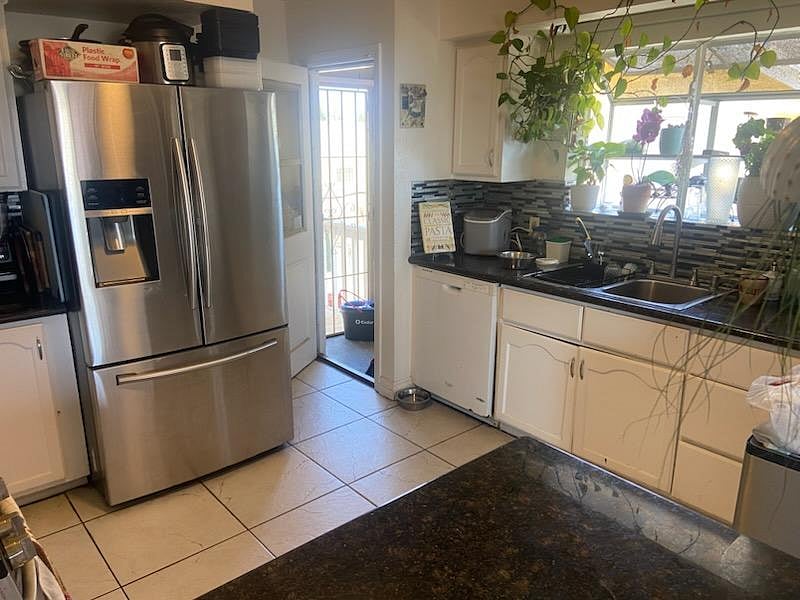 Furnished Finder property 1015917_1 photo 8