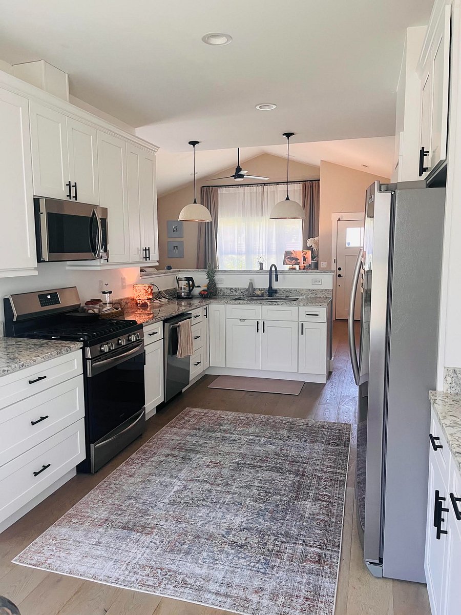 Shared kitchen with gas stove