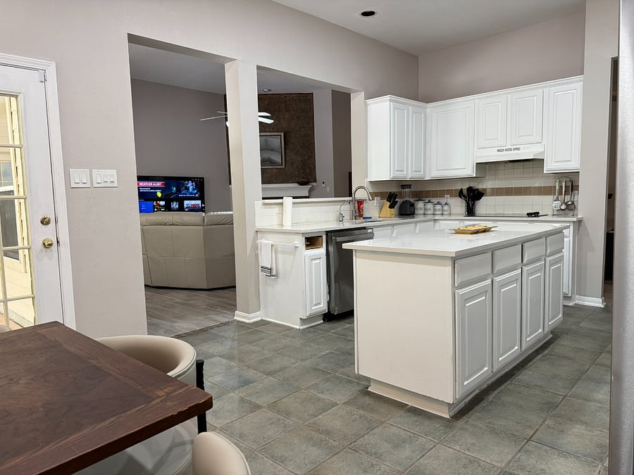 Furnished Finder property 1015942_1 photo 12