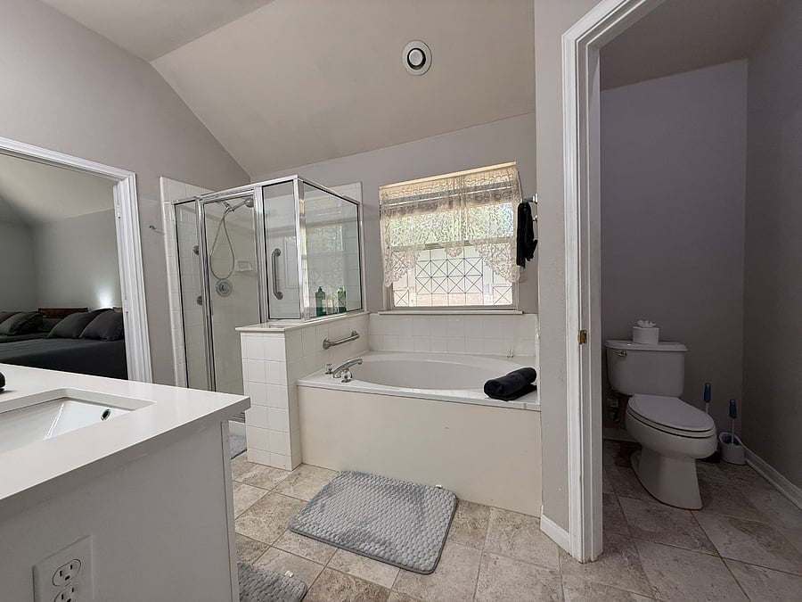 Furnished Finder property 1015942_1 photo 34