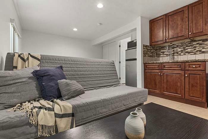 Furnished Finder property 1015950_1 photo 3