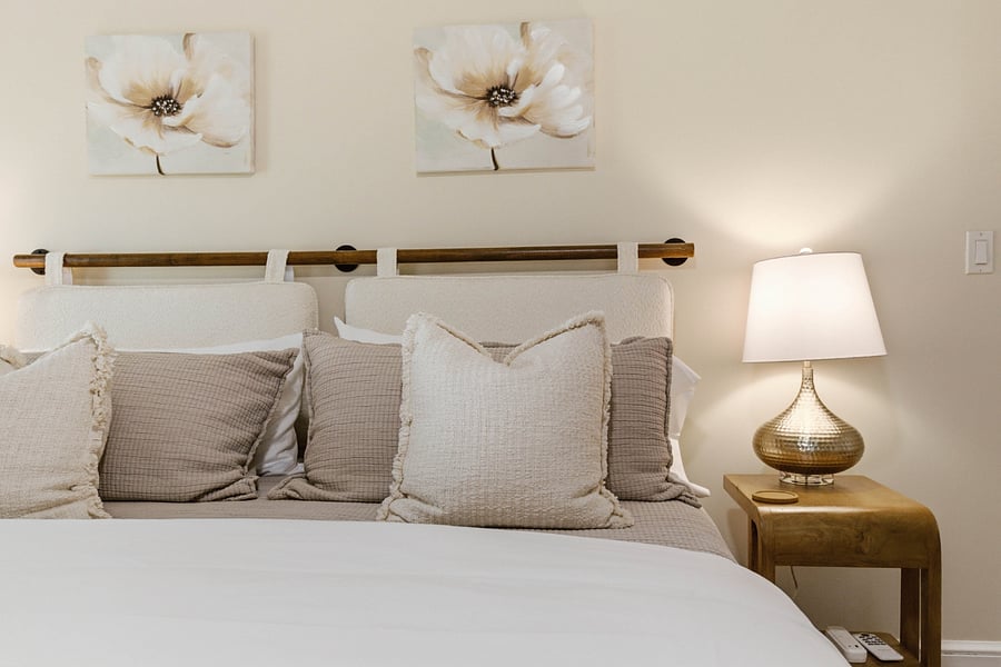 Tempurpedic mattresses and luxury linens.