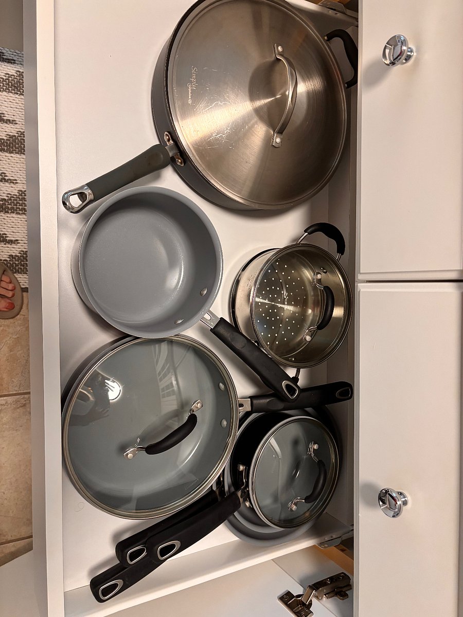 Fully stocked kitchen.