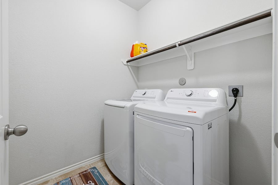 Furnished Finder property 1015967_1 photo 26