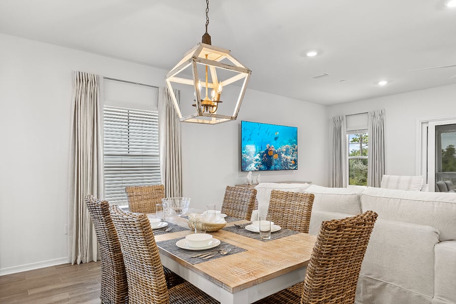 Dining table for 6 plus seating for 4 more at the oversized island