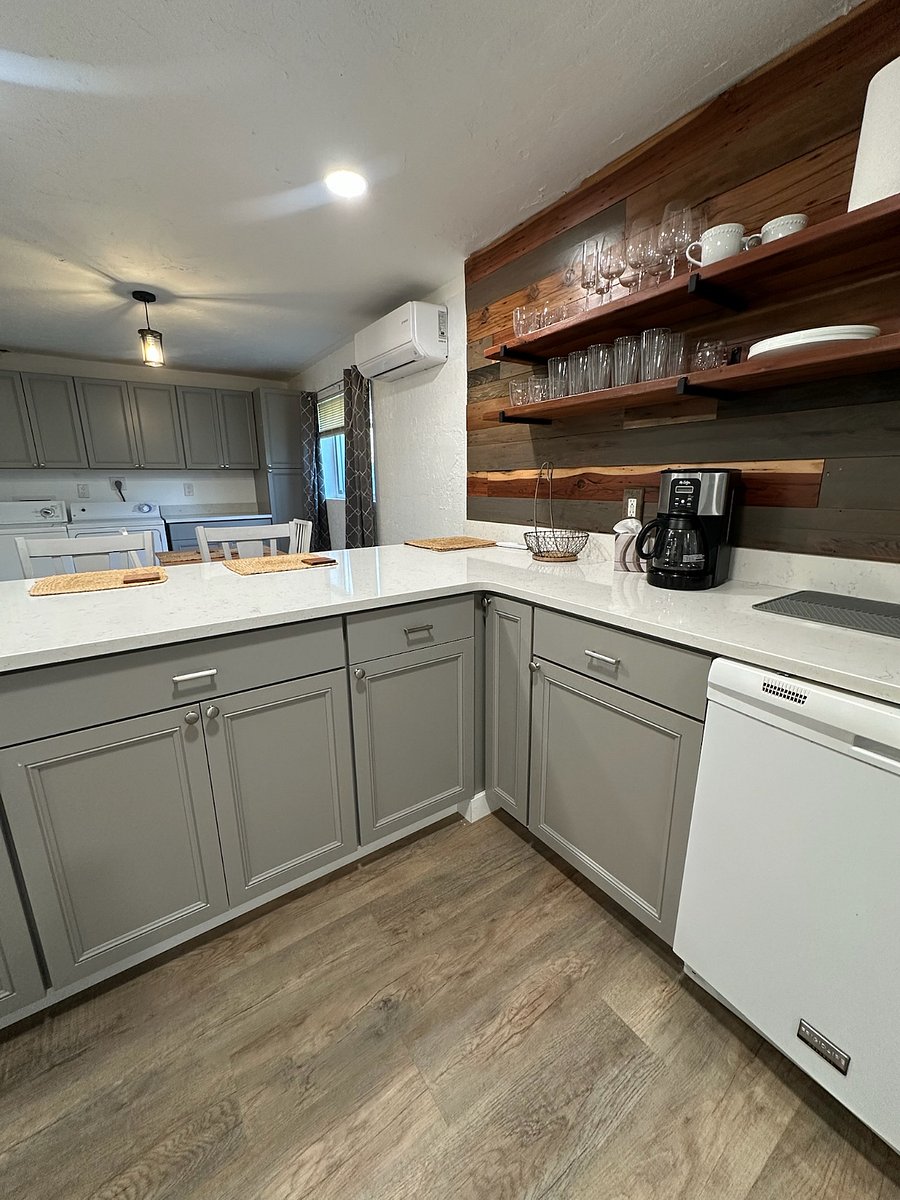 Furnished Finder property 1016007_1 photo 3