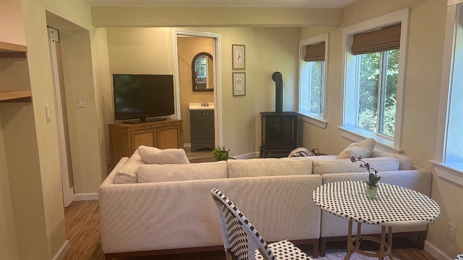 Furnished Finder property 1016084_1 photo 9