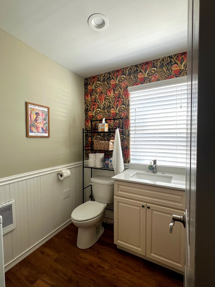 Downstairs half bath 