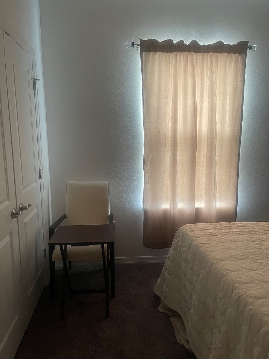 Furnished Finder property 1016098_1 photo 10