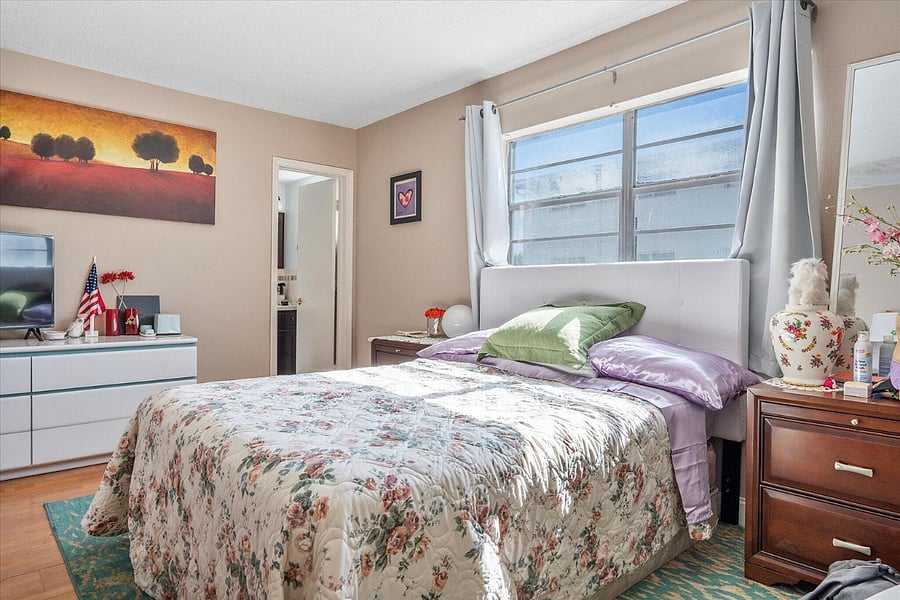 Furnished Finder property 1016104_1 photo 5