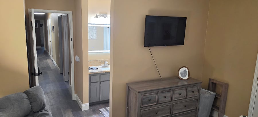Furnished Finder property 1016107_1 photo 3