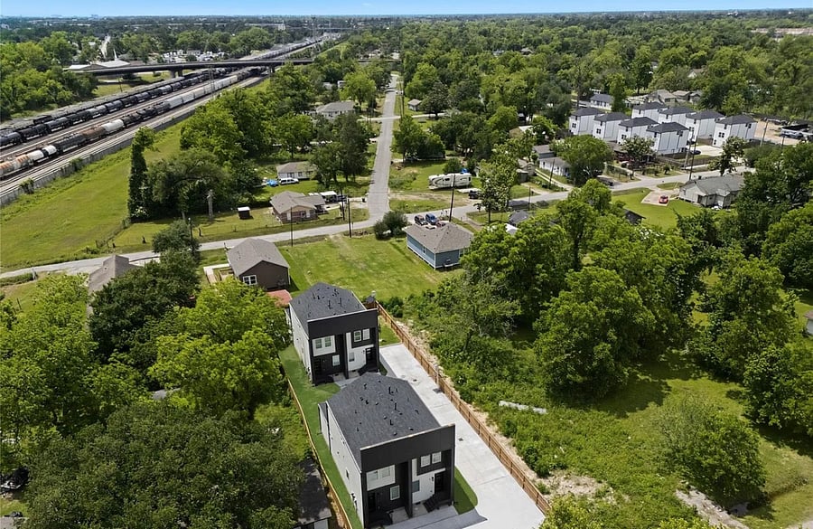 Furnished Finder property 1016109_1 photo 12