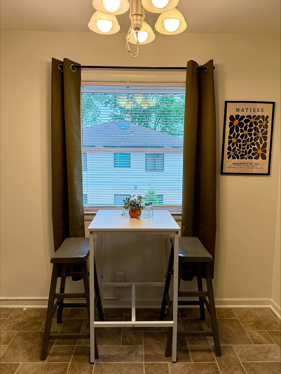 Small Dinning Area