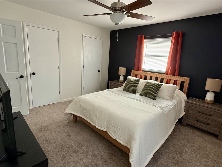 Bedroom #1, QUEEN