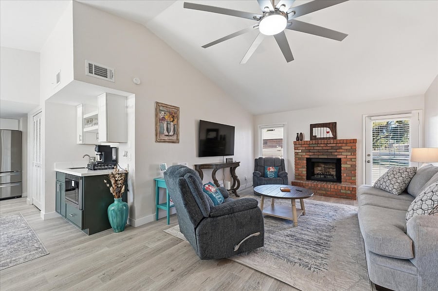 Furnished Finder property 1016122_1 photo 5