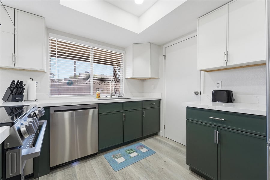 Furnished Finder property 1016122_1 photo 9