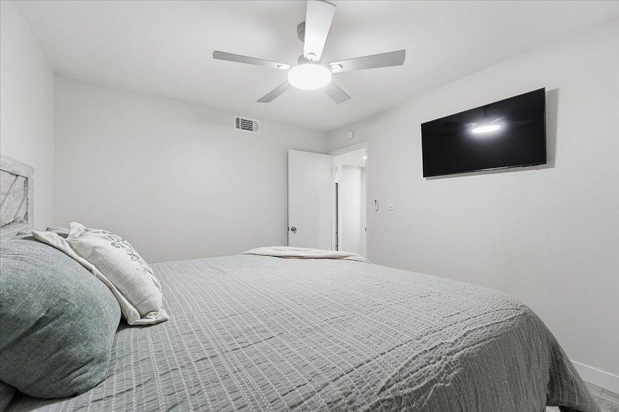Furnished Finder property 1016122_1 photo 24