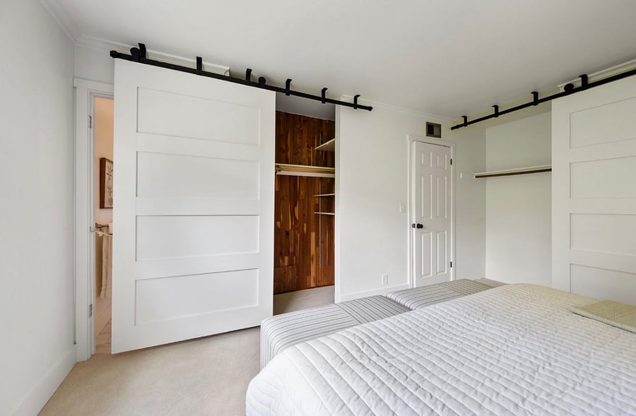 Primary suite has two spacious closets