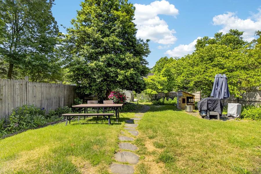 Furnished Finder property 1016147_1 photo 32